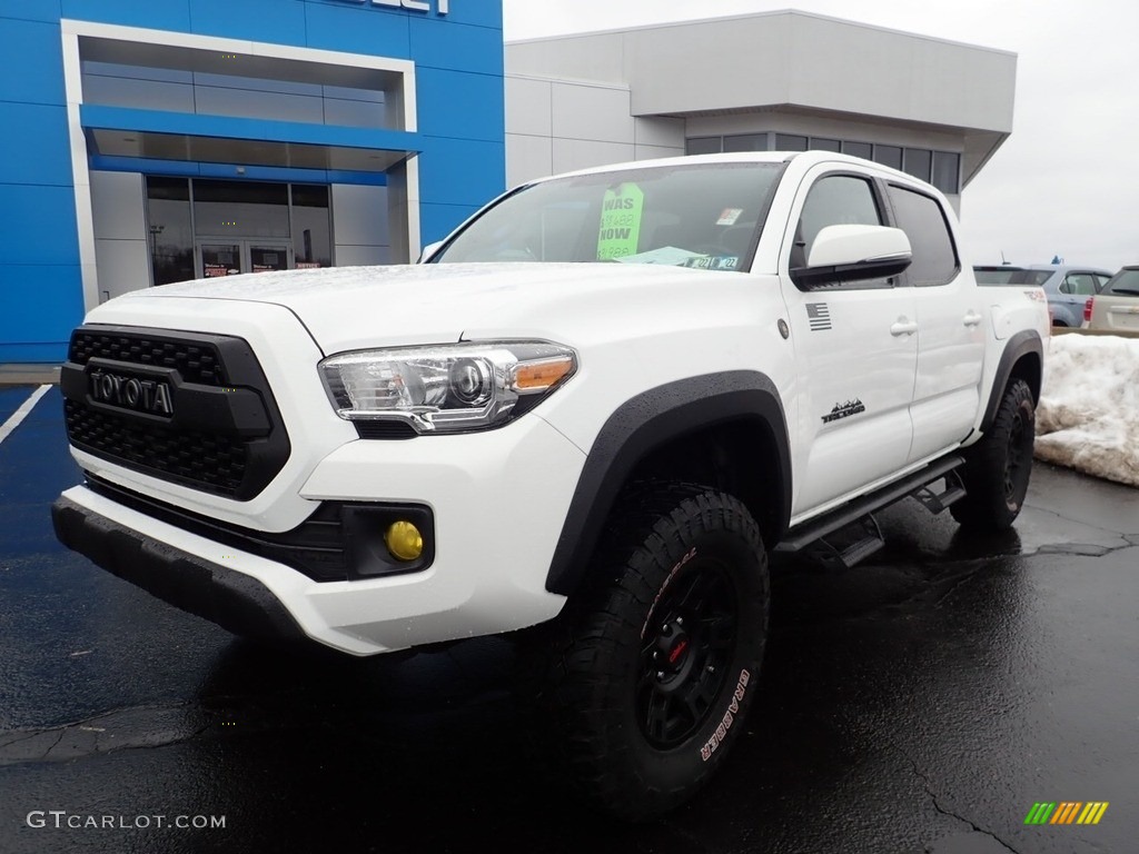 2017 Tacoma TRD Off Road Double Cab 4x4 - Super White / TRD Graphite photo #2