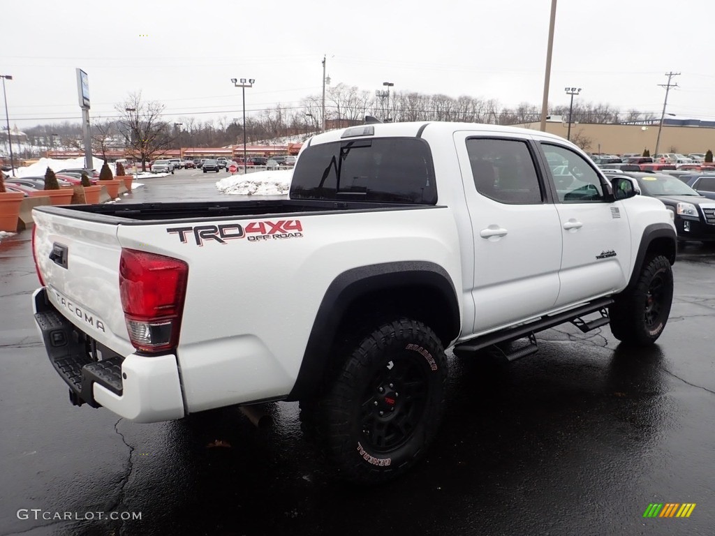 2017 Tacoma TRD Off Road Double Cab 4x4 - Super White / TRD Graphite photo #8