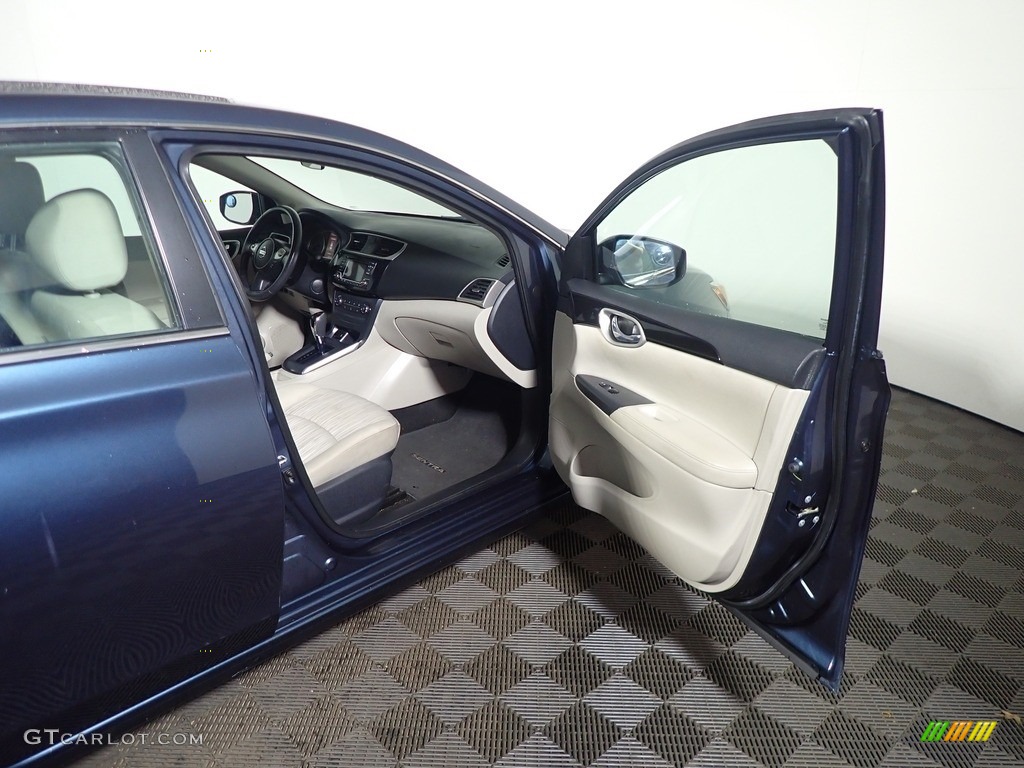 2016 Sentra S - Graphite Blue / Charcoal photo #37
