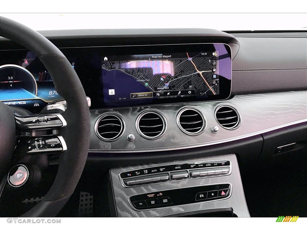 2021 Mercedes-Benz E 63 S AMG 4Matic Sedan Controls Photos