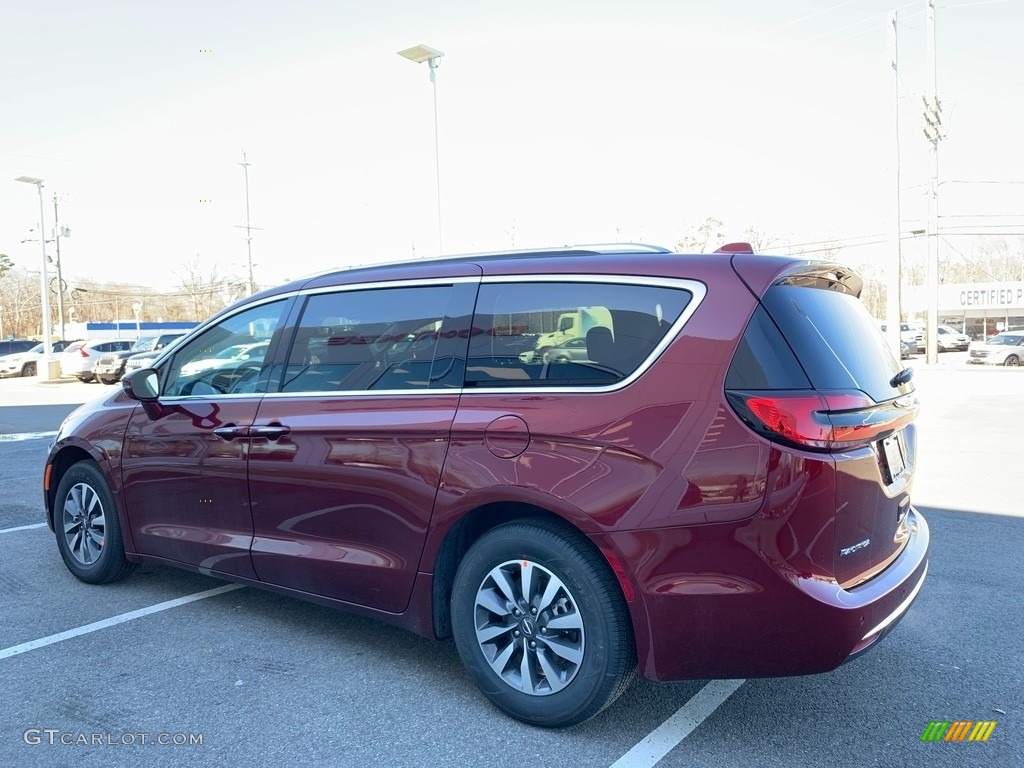 2021 Pacifica Touring L - Velvet Red Pearl / Black/Alloy photo #4