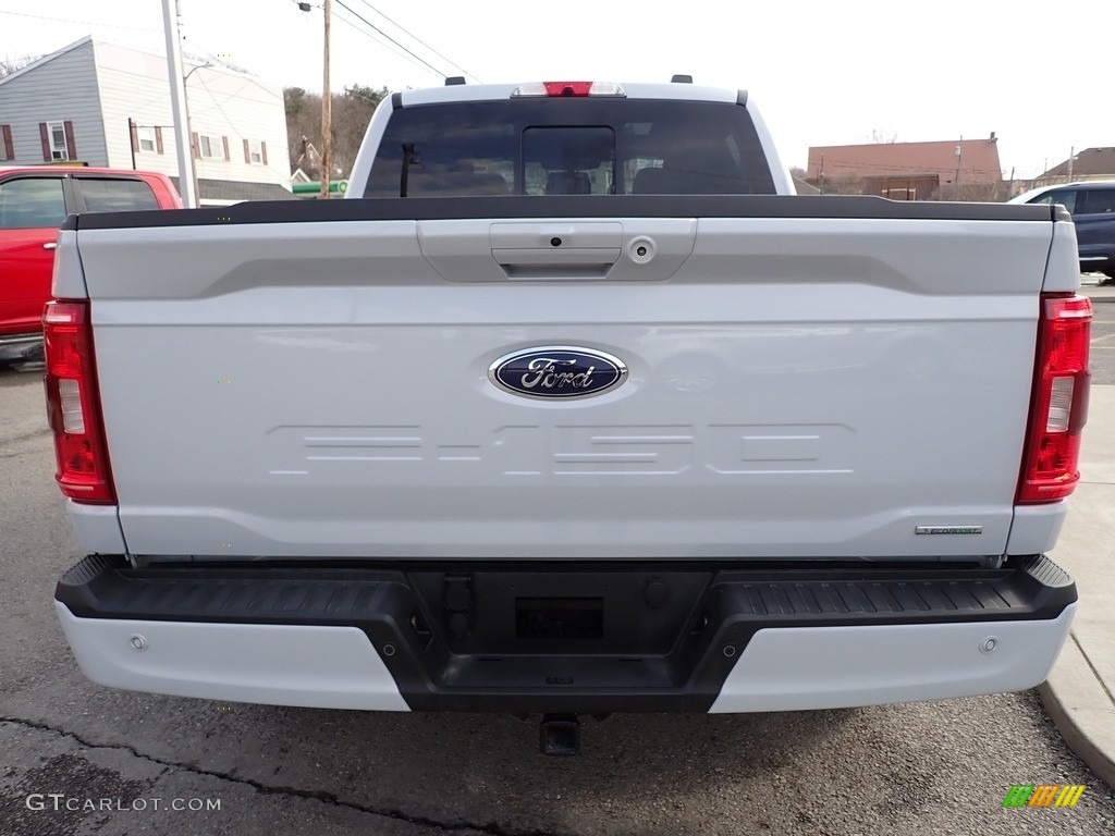 2021 F150 XLT SuperCrew 4x4 - Space White / Black photo #4