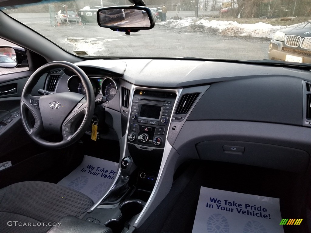 2014 Sonata GLS - Phantom Black Metallic / Gray photo #13