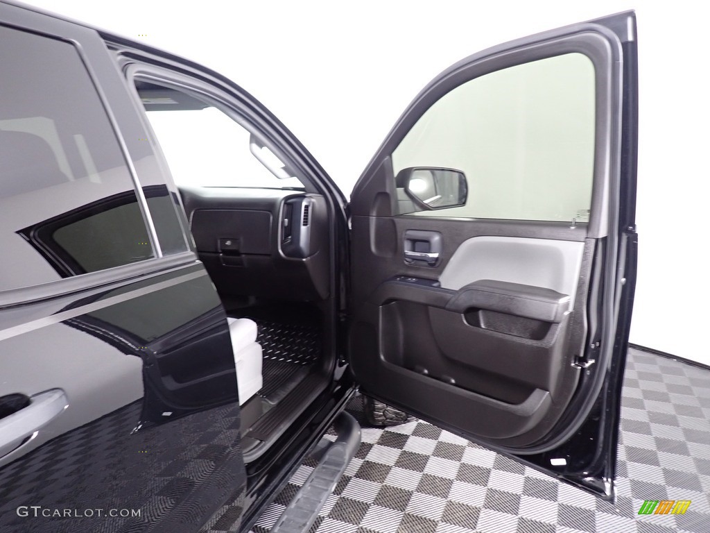 2018 Chevrolet Silverado 1500 Custom Double Cab 4x4 Dark Ash/Jet Black Door Panel Photo #141202634