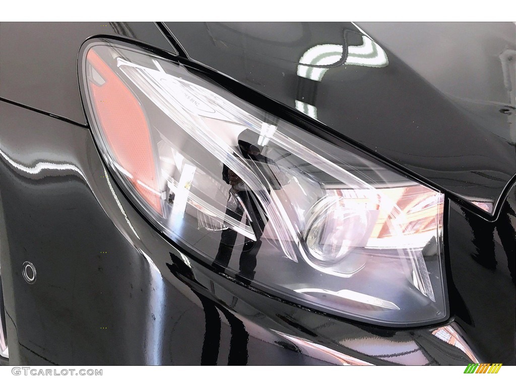 2018 E 400 Convertible - Black / Black photo #28