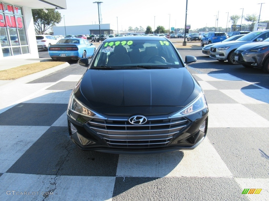 2019 Elantra SEL - Phantom Black / Beige photo #2