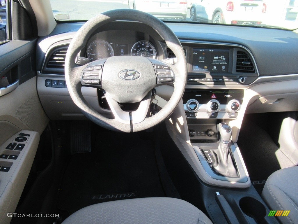 2019 Elantra SEL - Phantom Black / Beige photo #15