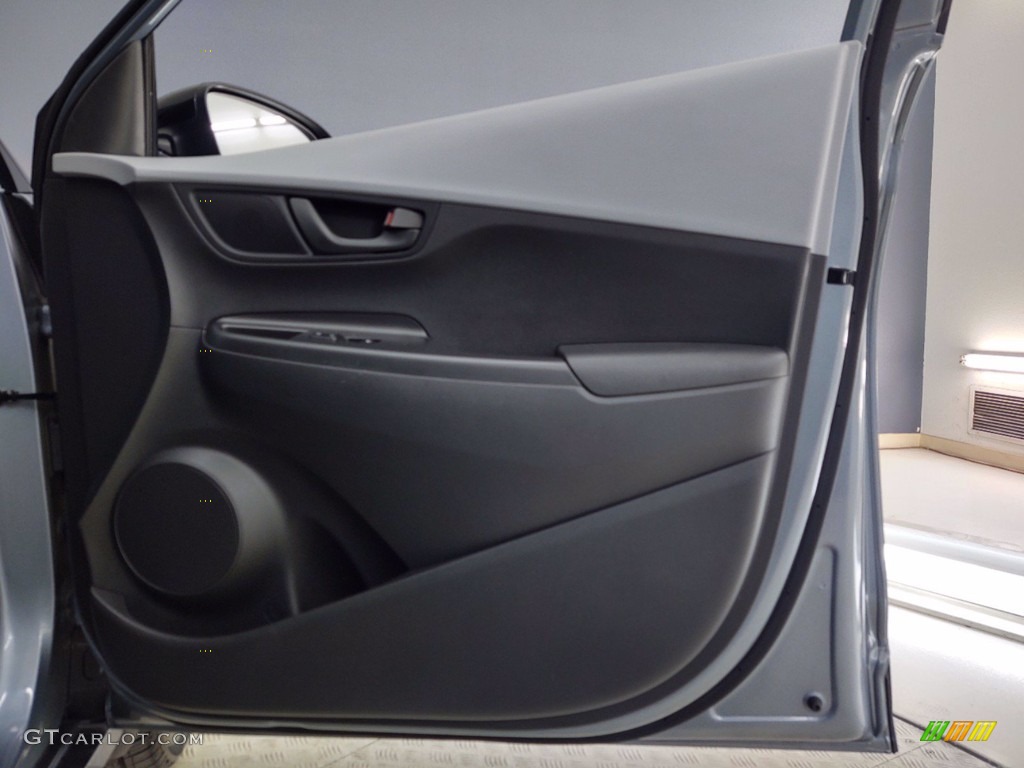 2018 Hyundai Kona SEL Gray Door Panel Photo #141206477