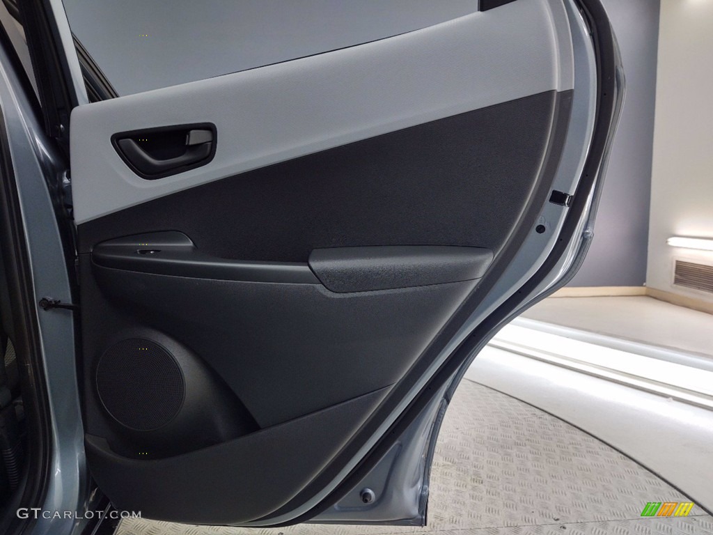 2018 Hyundai Kona SEL Door Panel Photos