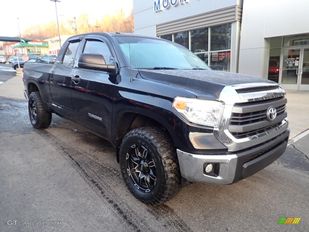 2015 Tundra SR Double Cab 4x4 - Black / Graphite photo #8