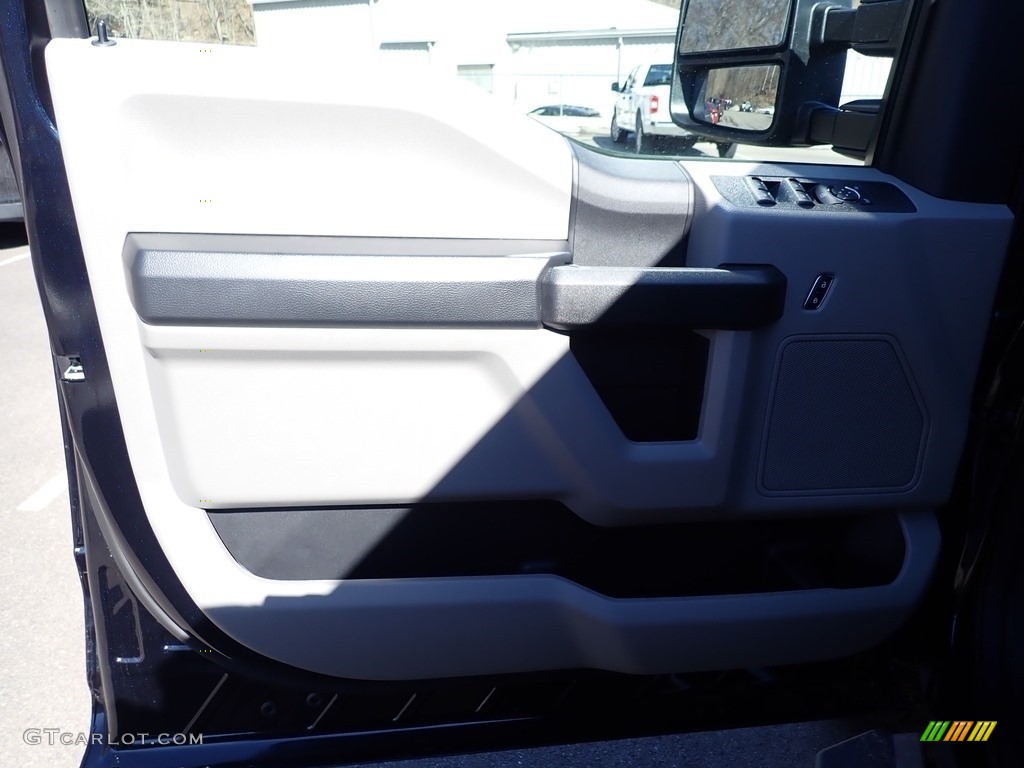2021 F250 Super Duty XL Crew Cab 4x4 - Antimatter Blue / Medium Earth Gray photo #10