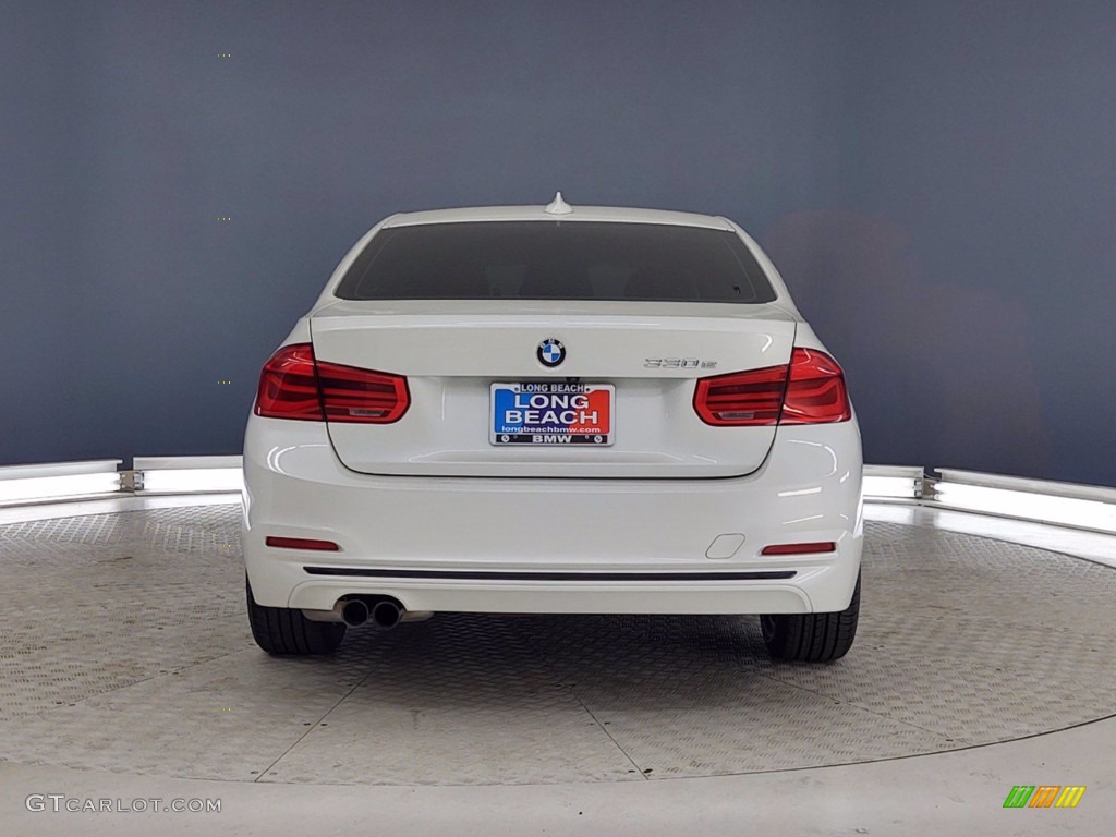 2018 3 Series 330e iPerformance Sedan - Mineral White Metallic / Black photo #4