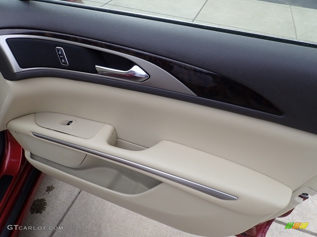2015 Lincoln MKZ AWD Light Dune Door Panel Photo #141215019