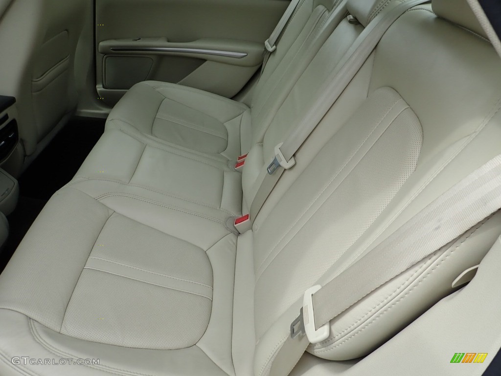 2015 Lincoln MKZ AWD Rear Seat Photo #141215103