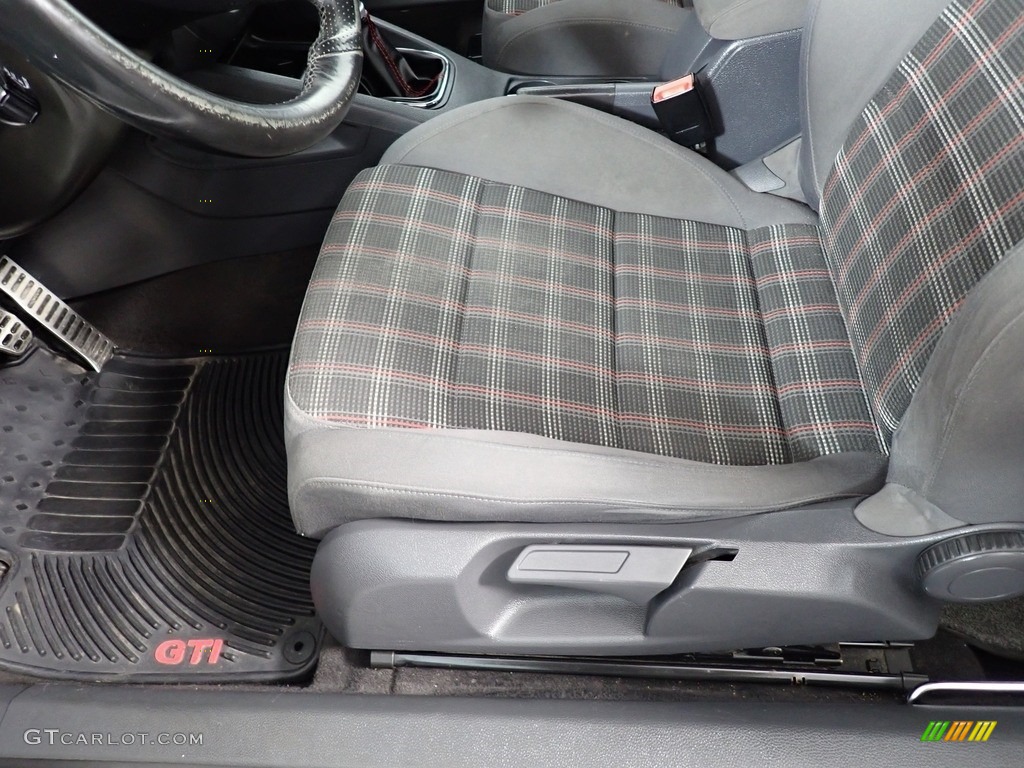 2006 GTI 2.0T - Candy White / Interlagos Plaid Cloth photo #20