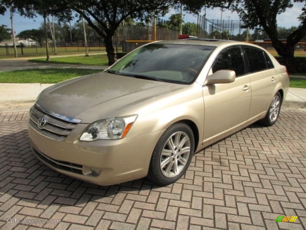 2005 Avalon Limited - Desert Sand Mica / Ivory photo #1