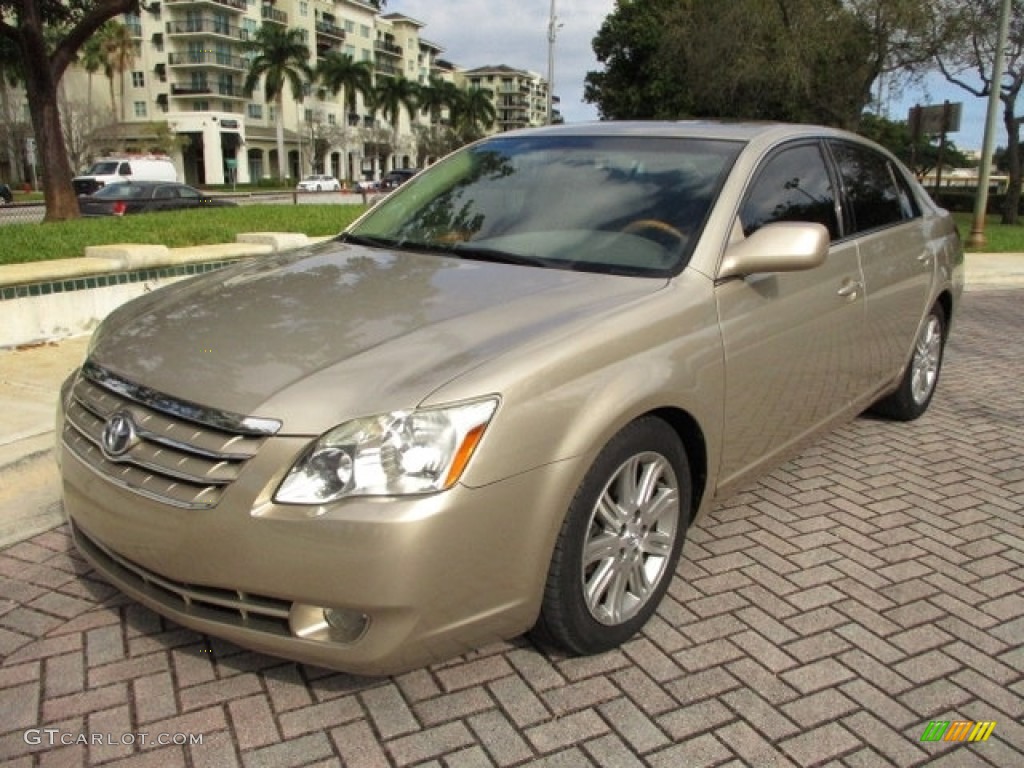 2005 Avalon Limited - Desert Sand Mica / Ivory photo #29