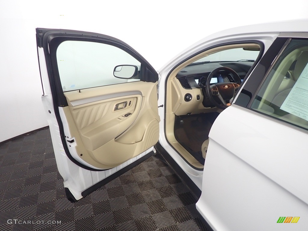 2017 Taurus SEL - Oxford White / Dune photo #22