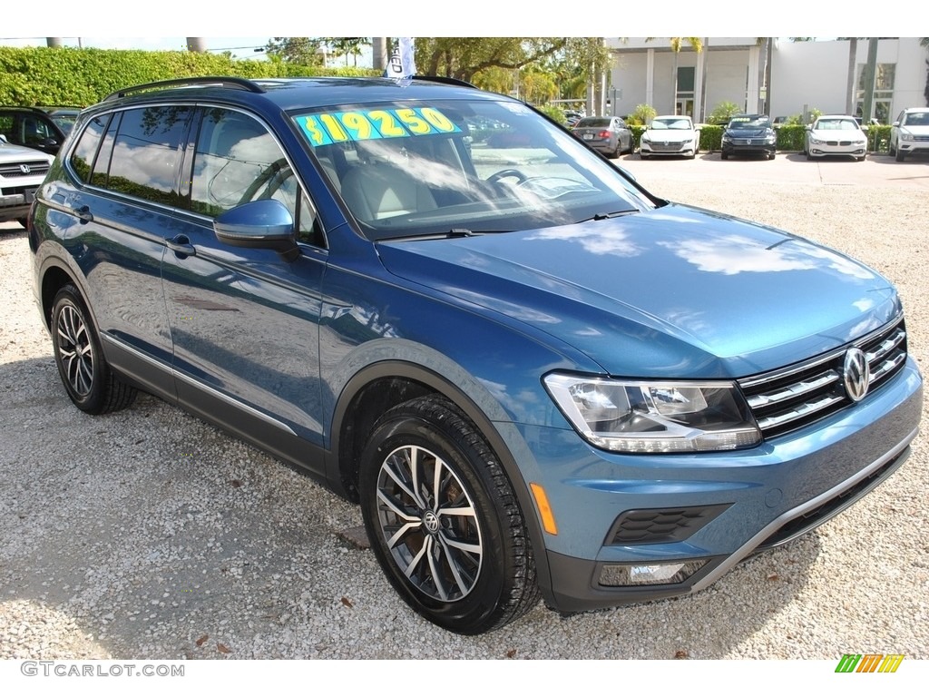 Silk Blue Metallic 2018 Volkswagen Tiguan SE Exterior Photo #141221473