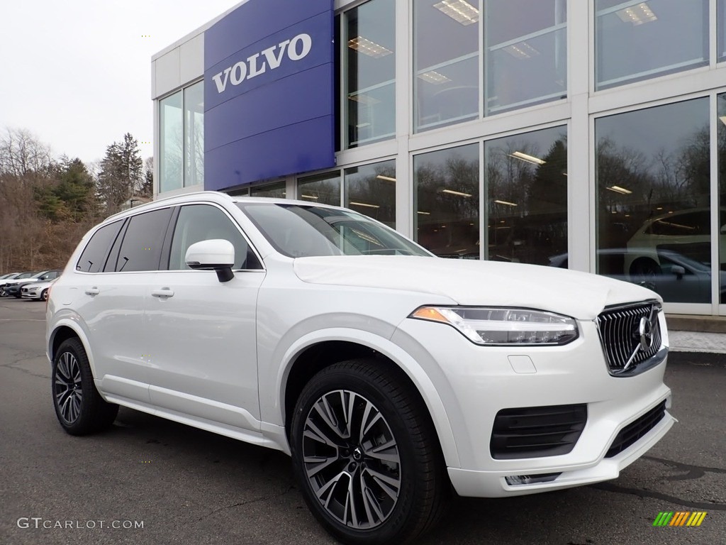 2021 XC90 T5 AWD Momentum - Crystal White Metallic / Blonde/Charcoal photo #1