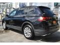 Deep Black Pearl - Tiguan S Photo No. 7