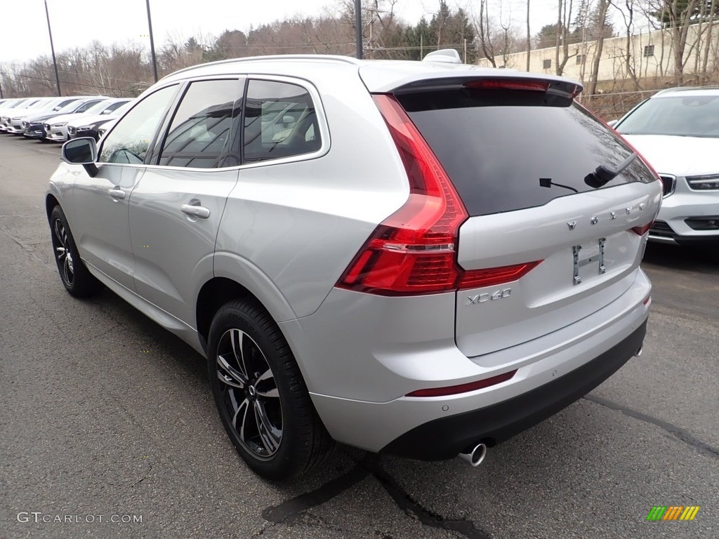 2021 XC60 T5 AWD Momentum - Bright Silver Metallic / Blonde/Charcoal photo #4