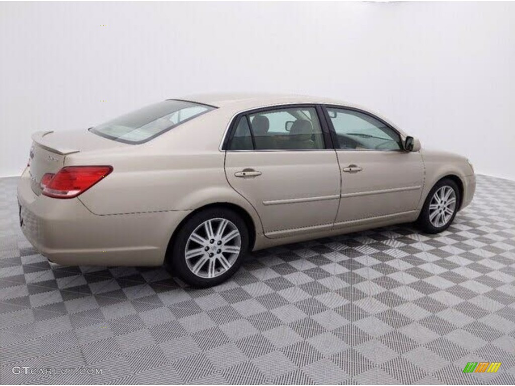 2007 Avalon Limited - Desert Sand Mica / Ivory photo #4