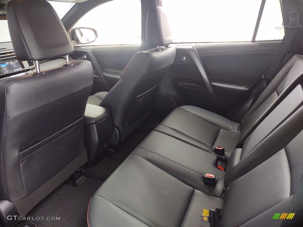 Black Interior 2017 Toyota RAV4 SE Photo #141225643