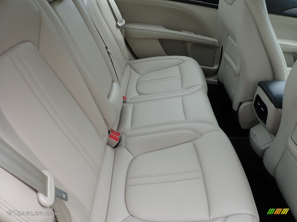 2018 Lincoln MKZ Premier AWD Rear Seat Photo #141225691