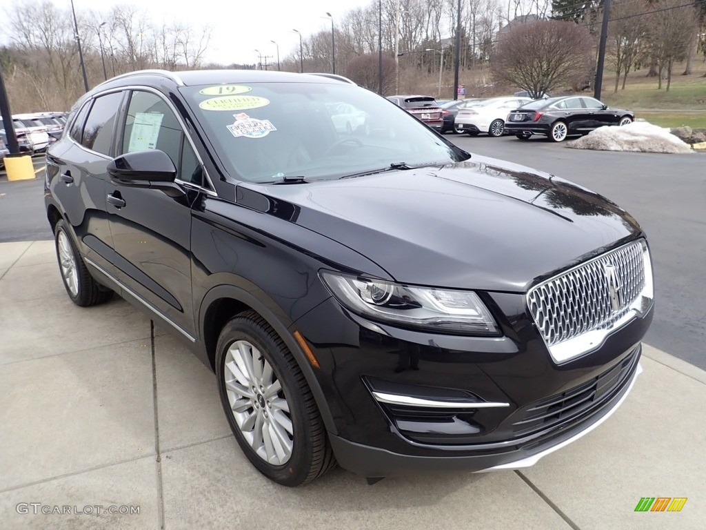 Infinite Black Metallic 2019 Lincoln MKC AWD Exterior Photo #141225745