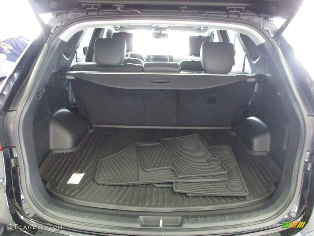 2017 Hyundai Santa Fe Sport 2.0T Ulitimate Trunk Photos