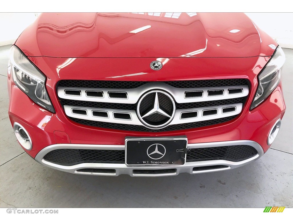 2019 GLA 250 - Jupiter Red / Sahara Beige photo #30