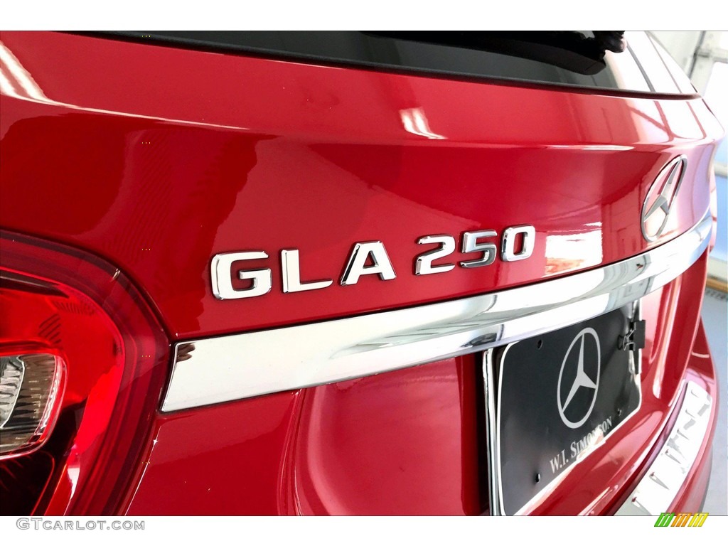 2019 GLA 250 - Jupiter Red / Sahara Beige photo #31