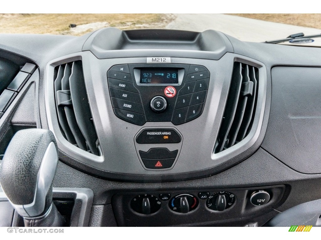 2016 Ford Transit 250 Van XL MR Long Controls Photos