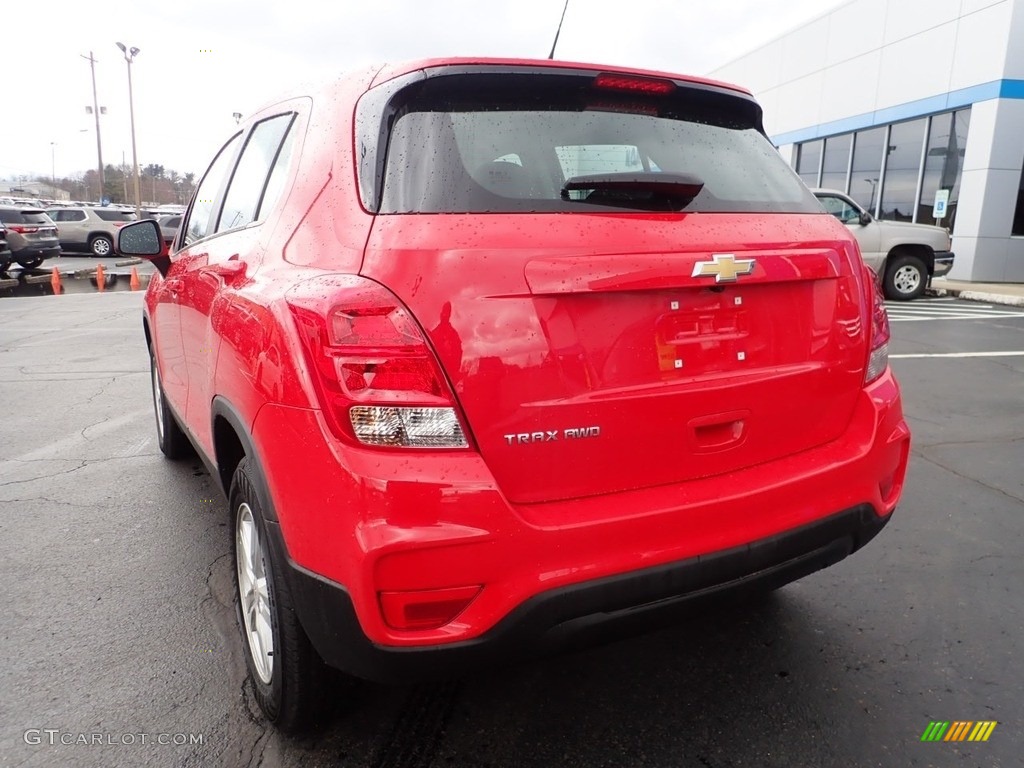 2020 Trax LS AWD - Red Hot / Jet Black photo #5