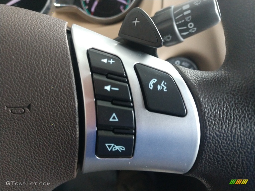 2010 Malibu LT Sedan - Gold Mist Metallic / Cocoa/Cashmere photo #21