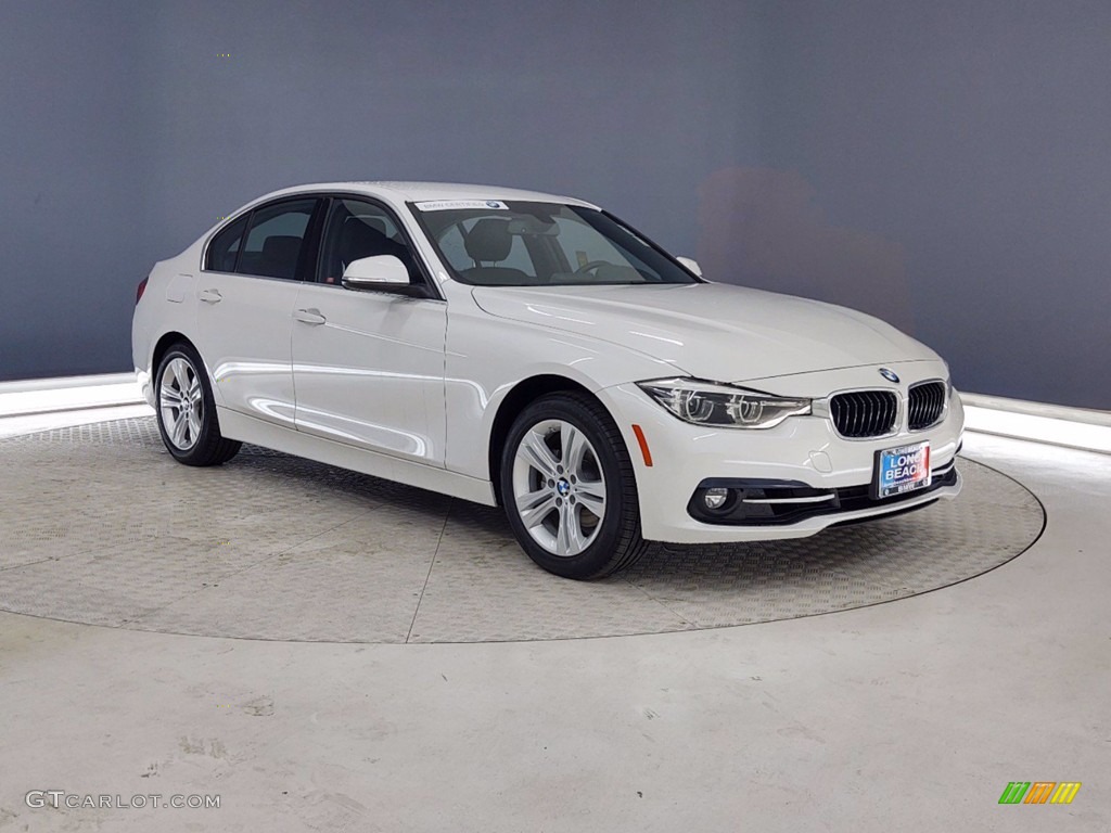 2018 3 Series 330i Sedan - Mineral White Metallic / Black photo #1