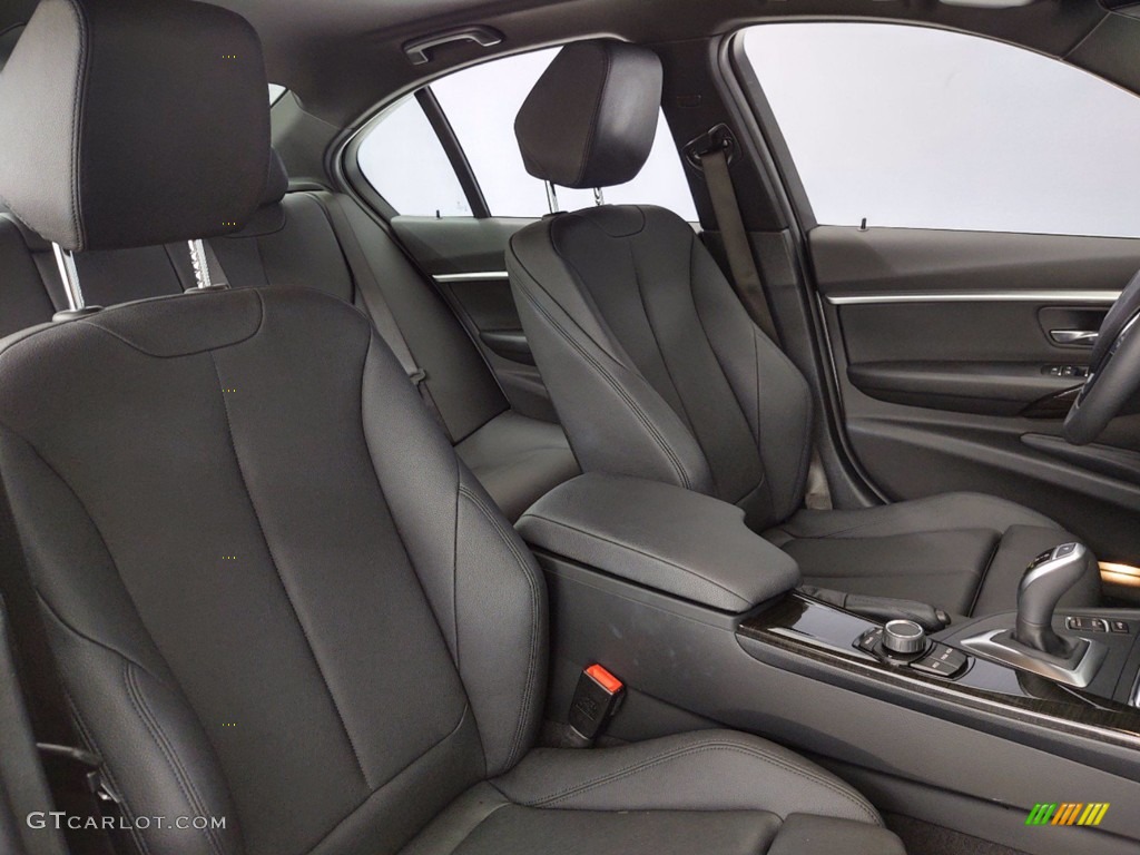2018 3 Series 330i Sedan - Mineral White Metallic / Black photo #33