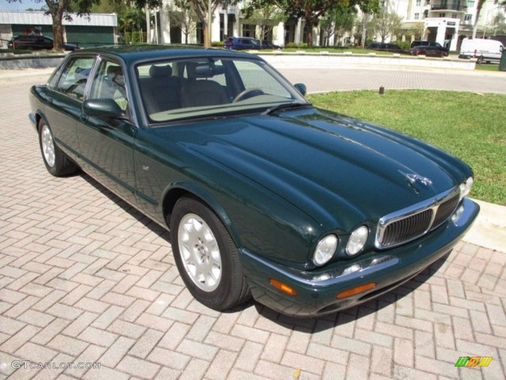 1998 XJ XJ8 - British Racing Green / Oatmeal photo #13