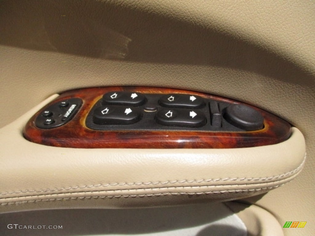 1998 XJ XJ8 - British Racing Green / Oatmeal photo #33