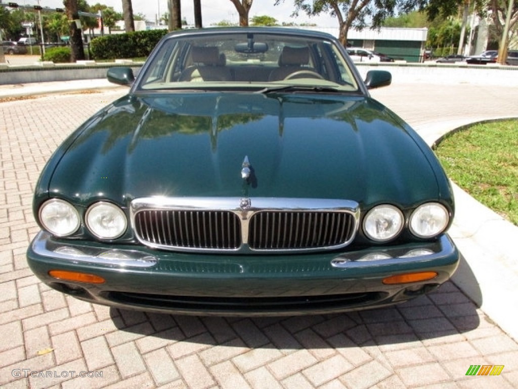 1998 XJ XJ8 - British Racing Green / Oatmeal photo #56