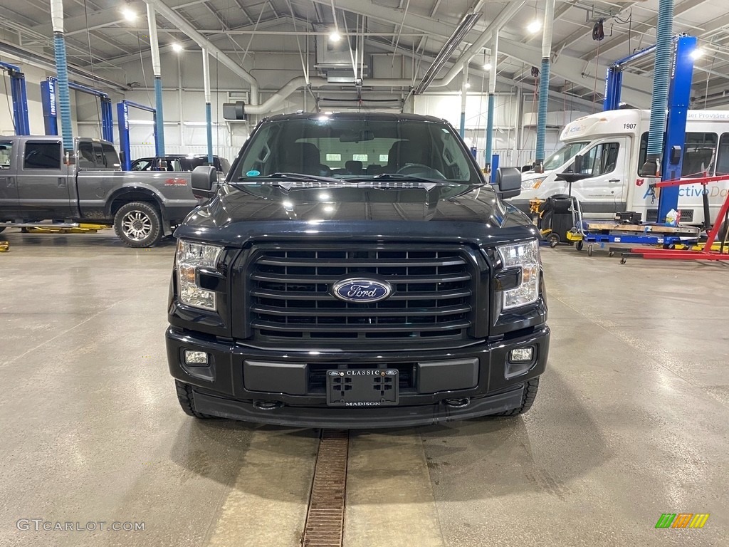 2017 F150 XL SuperCrew 4x4 - Shadow Black / Earth Gray photo #2