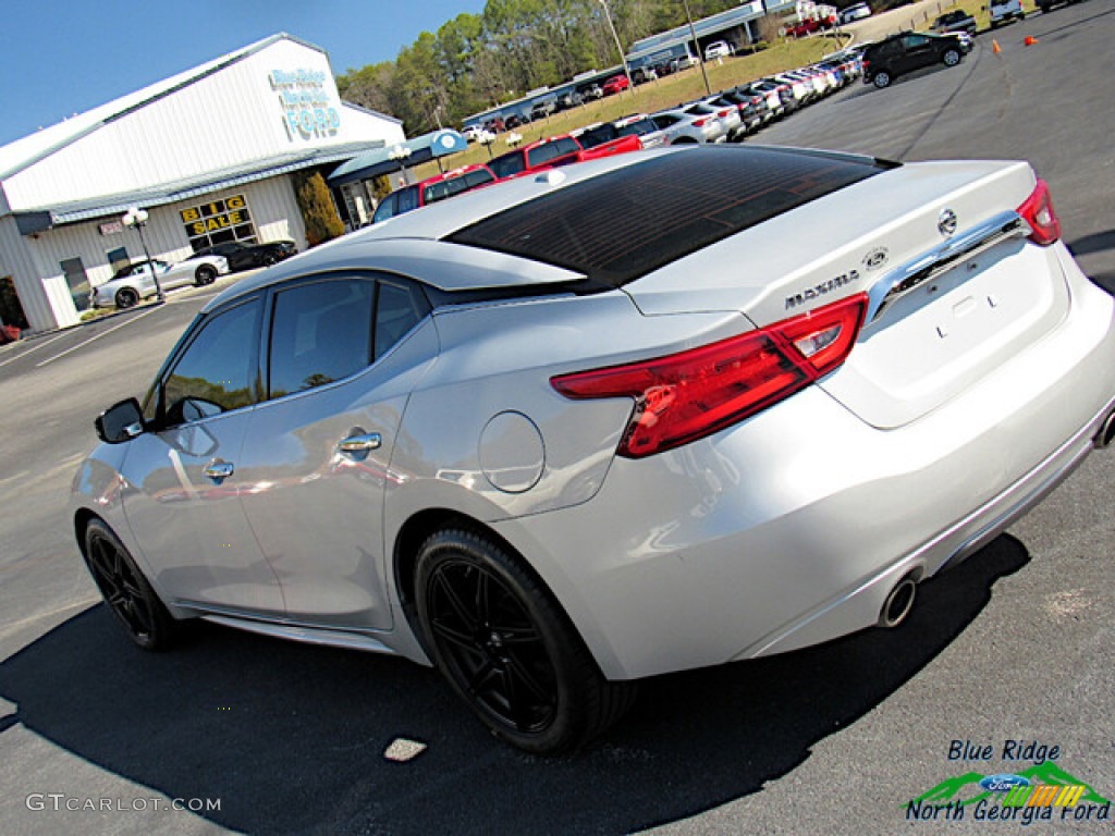 2017 Maxima SL - Brilliant Silver / Charcoal photo #28