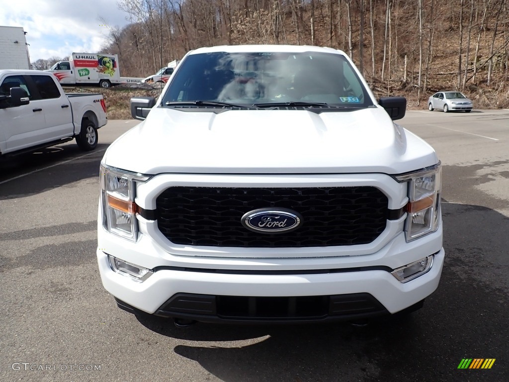 2021 F150 STX SuperCab 4x4 - Oxford White / Black photo #4