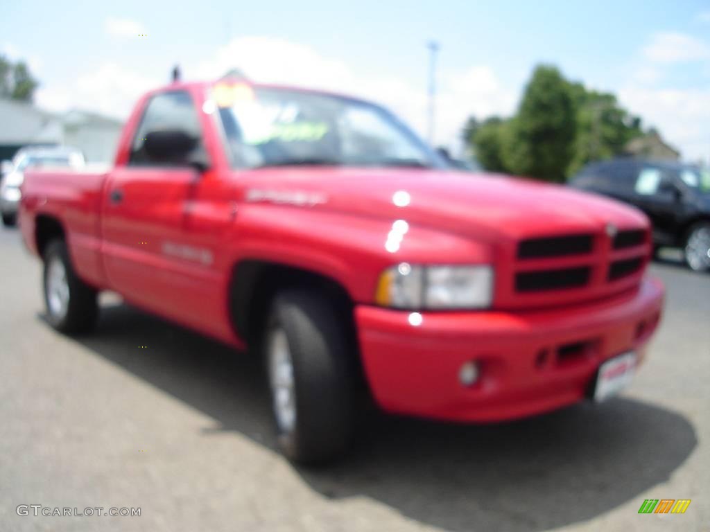 2000 Ram 1500 Sport Regular Cab - Flame Red / Agate photo #7