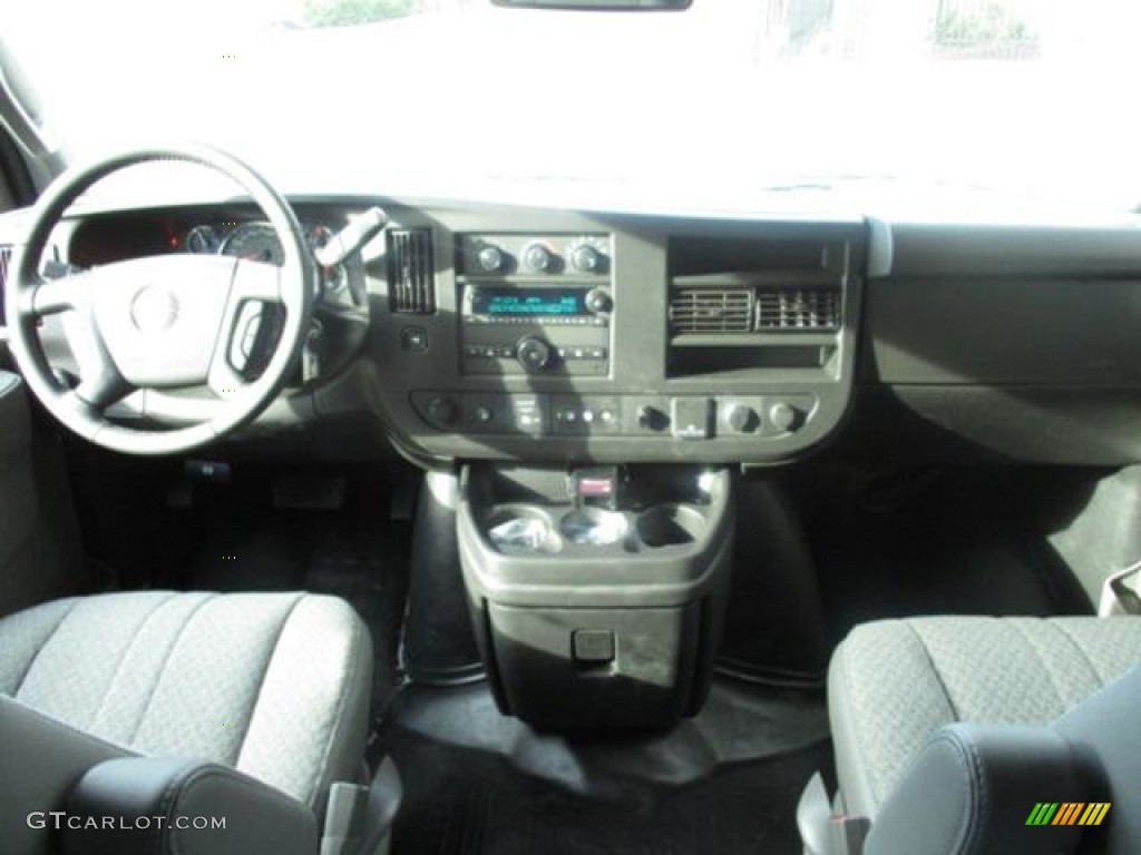 2021 Savana Cutaway 3500 Commercial Utility Truck - Summit White / Pewter photo #4