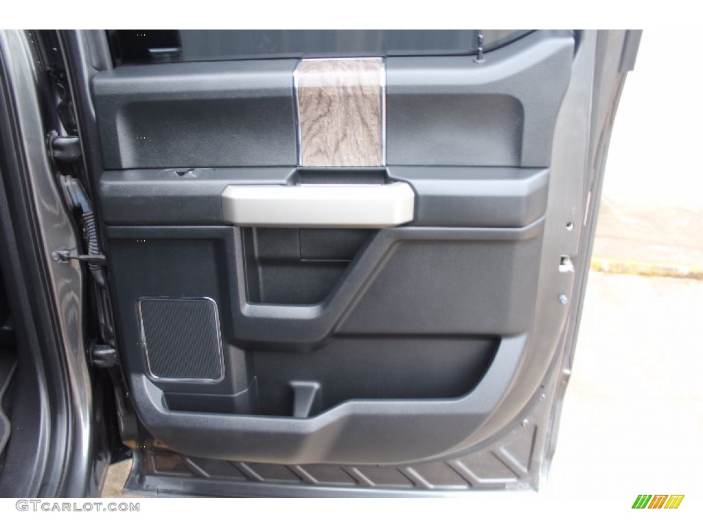 2018 F250 Super Duty Lariat Crew Cab 4x4 - Stone Gray / Black photo #25