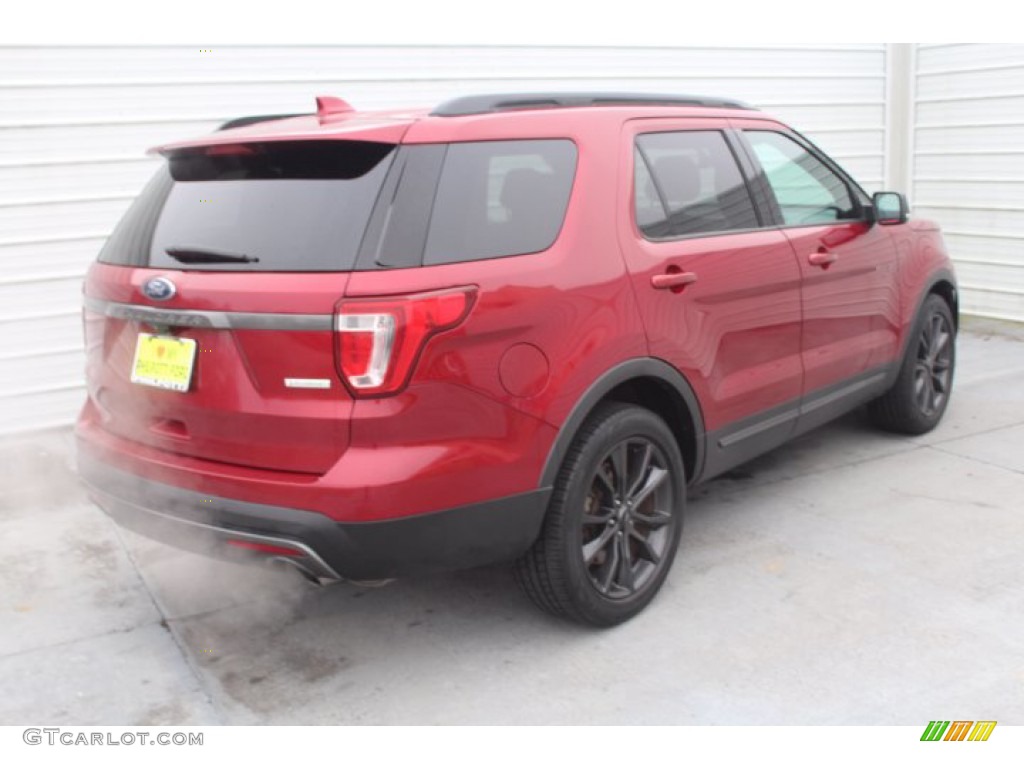 2017 Explorer XLT - Ruby Red / Ebony Black photo #9