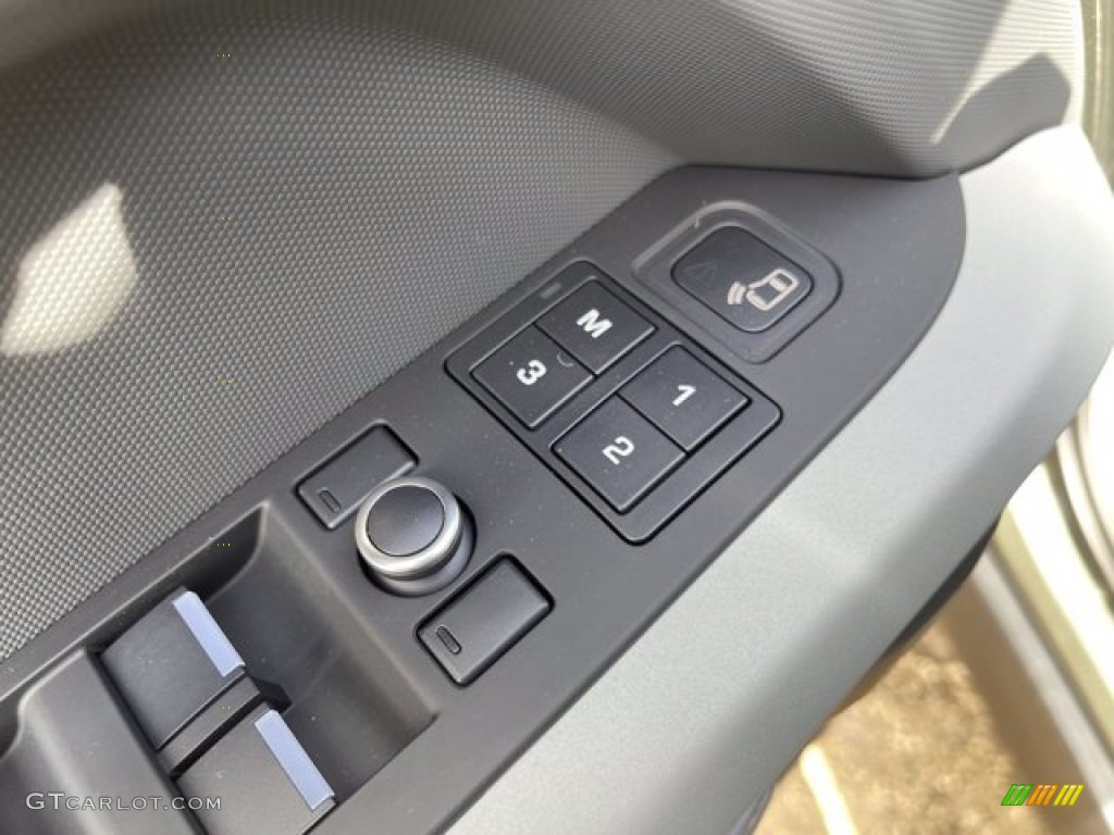 2021 Land Rover Defender 110 X-Dynamic HSE Controls Photo #141253117