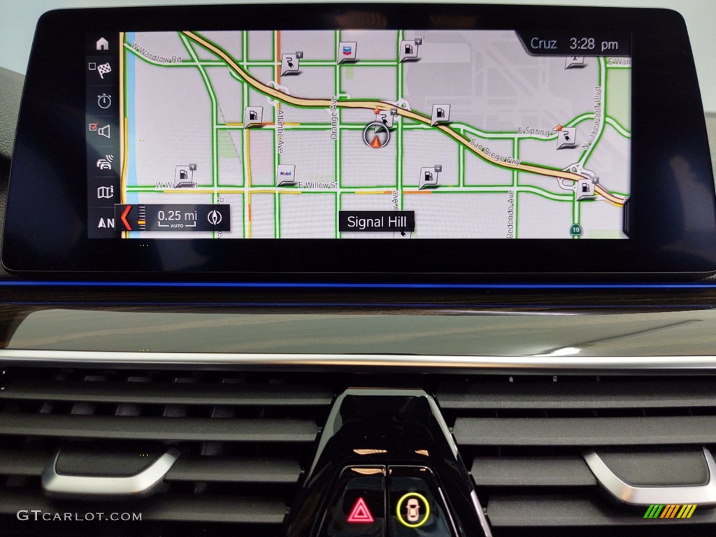 2019 BMW 5 Series 530e iPerformance Sedan Navigation Photos